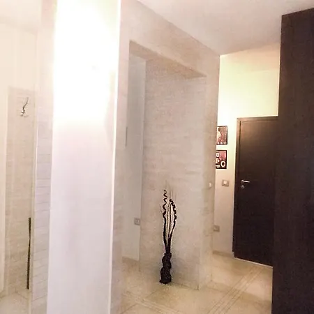 Vesselin House Apartment *