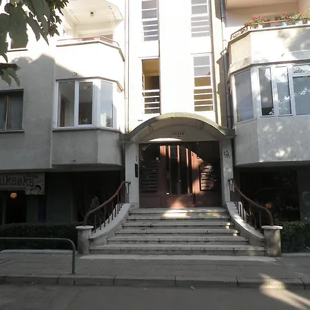 Appartamento Vesselin House *